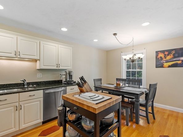 141 Pinewood Drive 10B, Gardner MA 01440
