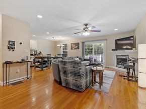 141 Pinewood Drive 10B, Gardner MA 01440