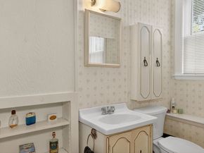 341 Pleasant St, Framingham MA 01701