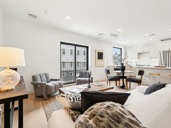 236-256 Dorchester Street 201, Boston MA 02127