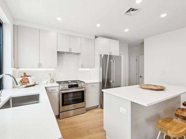 236-256 Dorchester Street 201, Boston MA 02127