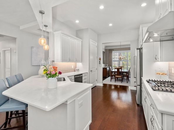 20 Jameson Dr 20, Millis MA 02054