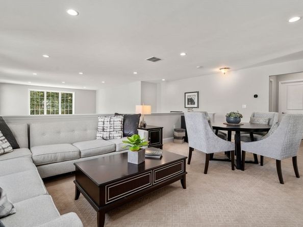 20 Jameson Dr 20, Millis MA 02054