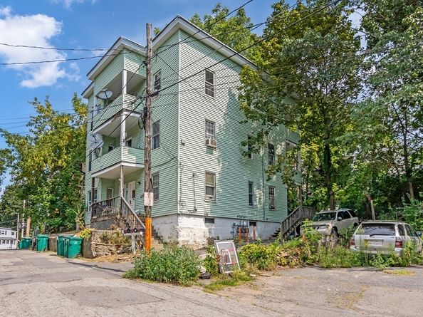 21-23 Omena Pl, Fitchburg MA 01420