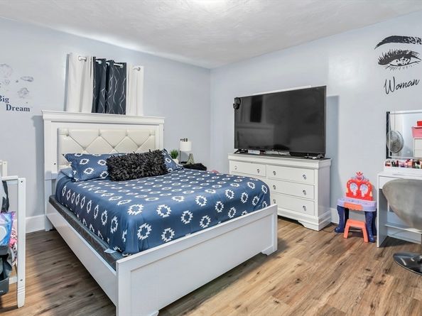 21-23 Omena Pl, Fitchburg MA 01420