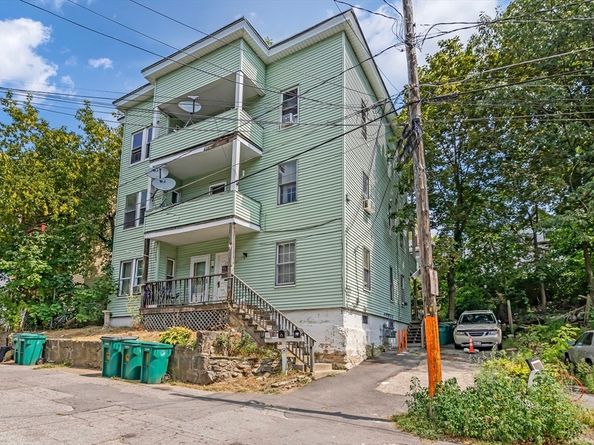 21-23 Omena Pl, Fitchburg MA 01420