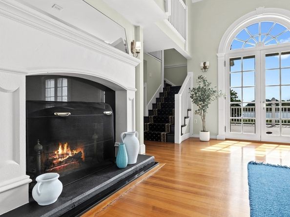 58 Eastern Point Blvd, Gloucester MA 01930