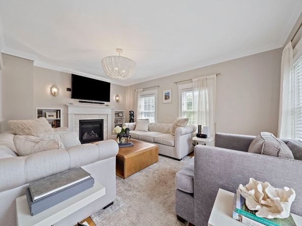 103 Minot St 103, Boston MA 02122