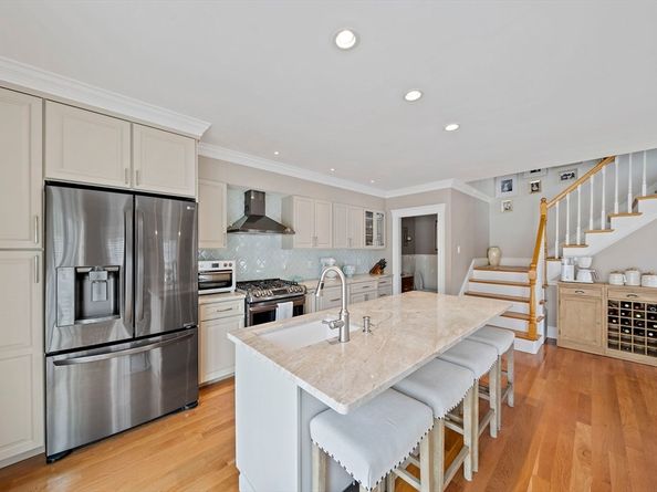 103 Minot St 103, Boston MA 02122