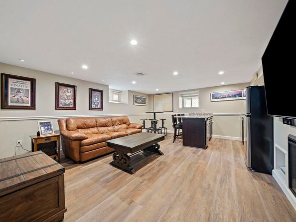 103 Minot St 103, Boston MA 02122