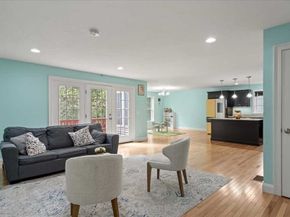 28 Mcintosh Dr 22, Stow MA 01775