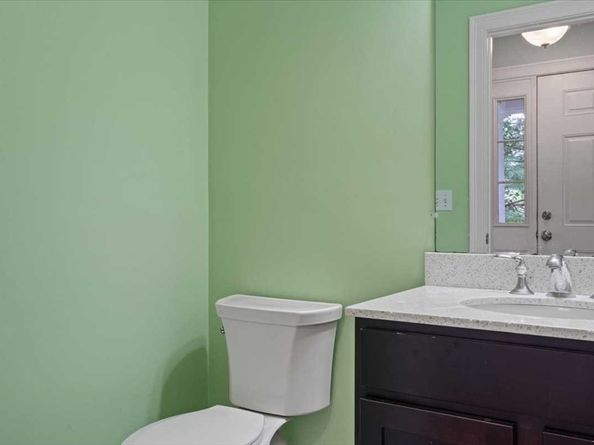 28 Mcintosh Dr 22, Stow MA 01775