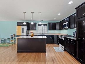 28 Mcintosh Dr 22, Stow MA 01775
