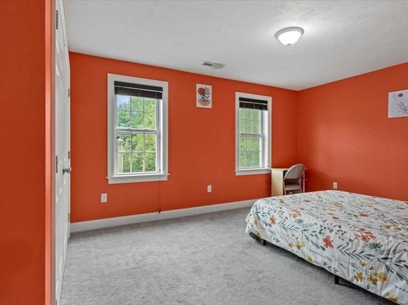 28 Mcintosh Dr 22, Stow MA 01775