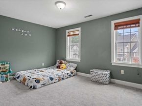 28 Mcintosh Dr 22, Stow MA 01775
