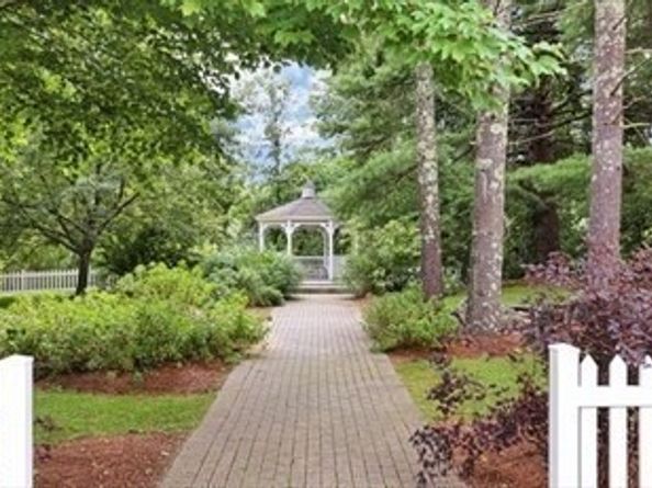 28 Mcintosh Dr 22, Stow MA 01775