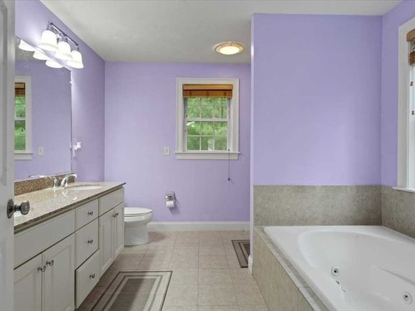 28 Mcintosh Dr 22, Stow MA 01775