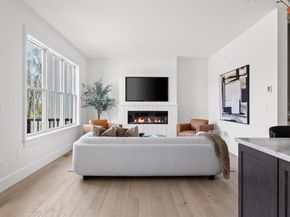 22 Common Court 22, Lexington MA 02421