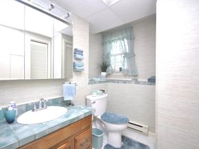 125 Walnut St, Bridgewater MA 02324