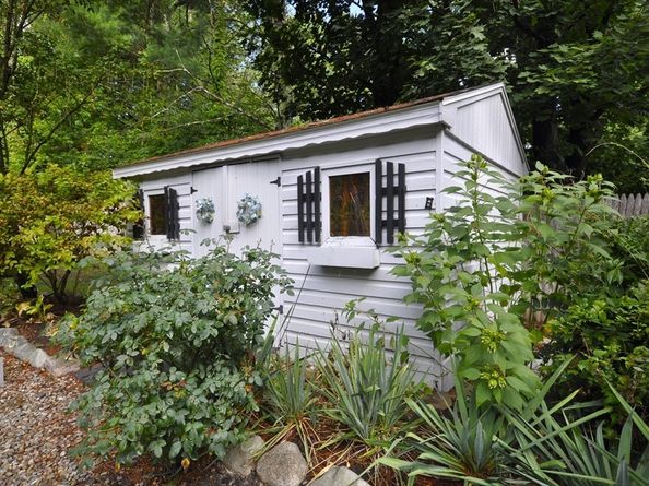125 Walnut St, Bridgewater MA 02324