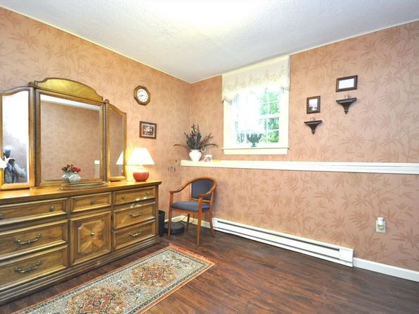 125 Walnut St, Bridgewater MA 02324