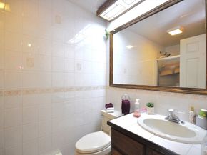 125 Walnut St, Bridgewater MA 02324
