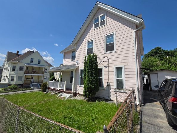 21 Clifton St, Worcester MA 01610