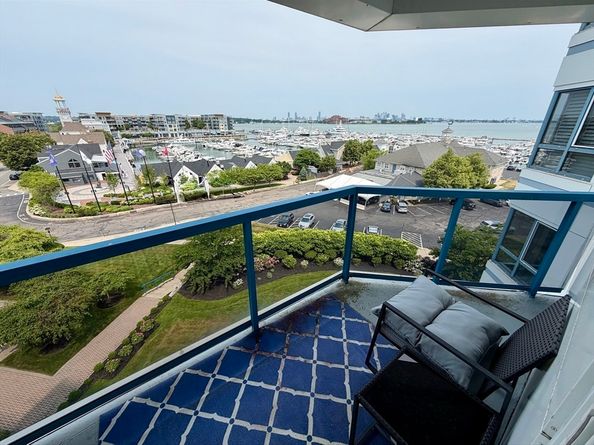 2001 Marina Dr 410, Quincy MA 02171