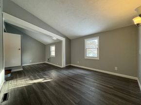 16 School House Cross Rd, Brookfield MA 01506
