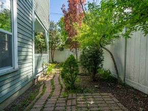 12 Crown St., Worcester MA 01609