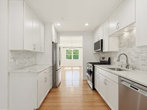 60 Lenox St 12, Norwood MA 02062