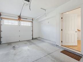 60 Lenox St 12, Norwood MA 02062