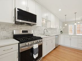 60 Lenox St 12, Norwood MA 02062