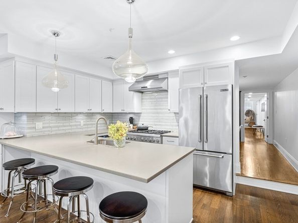 290 North St 2, Boston MA 02113