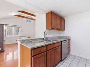 10 Avila Rd, Billerica MA 01821