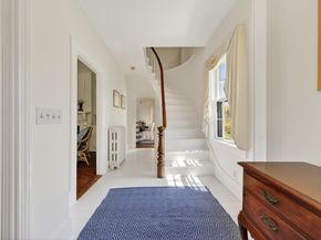 1154 Main St, Hingham MA 02043