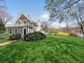 1154 Main St, Hingham MA 02043