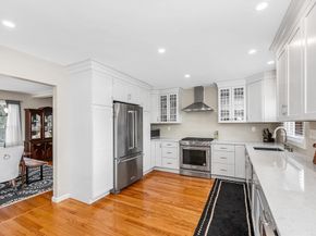 389 Marbleridge Rd, North Andover MA 01845