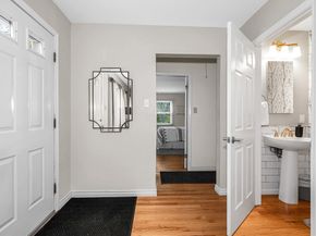 389 Marbleridge Rd, North Andover MA 01845