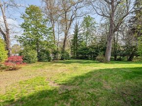 389 Marbleridge Rd, North Andover MA 01845