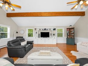 389 Marbleridge Rd, North Andover MA 01845