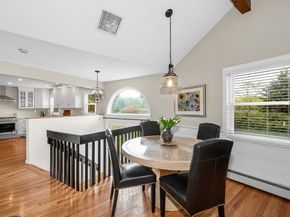 389 Marbleridge Rd, North Andover MA 01845