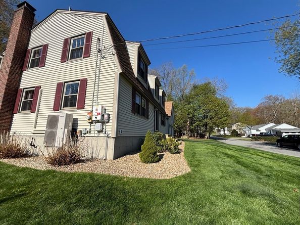 111 Seneca St, Fitchburg MA 01420