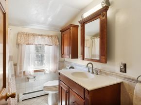 111 Seneca St, Fitchburg MA 01420