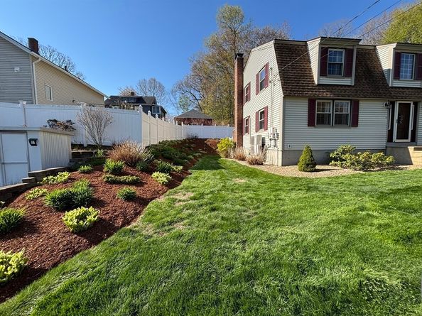 111 Seneca St, Fitchburg MA 01420