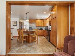 111 Seneca St, Fitchburg MA 01420