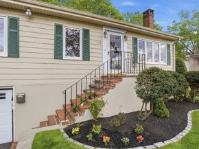 115 Collincote St, Stoneham MA 02180