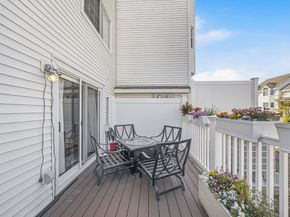 175 Tall Oaks Dr F, Weymouth MA 02190