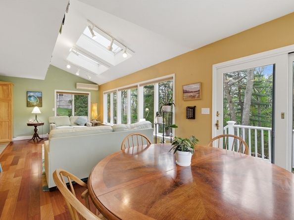 9 Woodcliffe Road, Lexington MA 02421