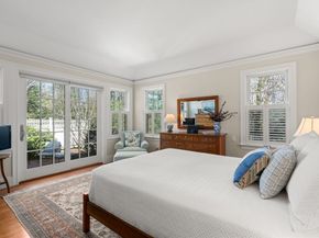 12 Fillmore Place 12, Weston MA 02493